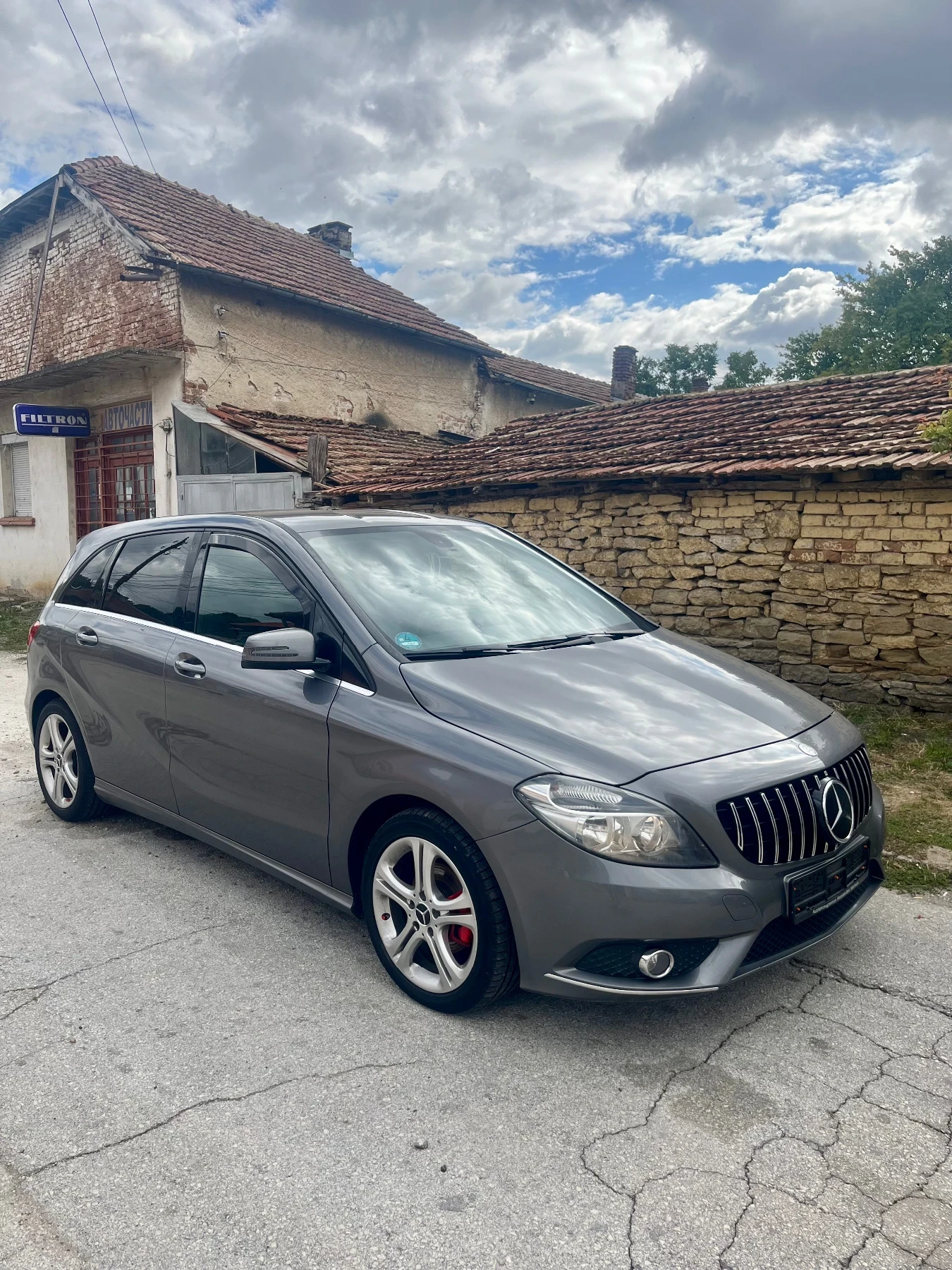 Mercedes-Benz B 180  - изображение 3