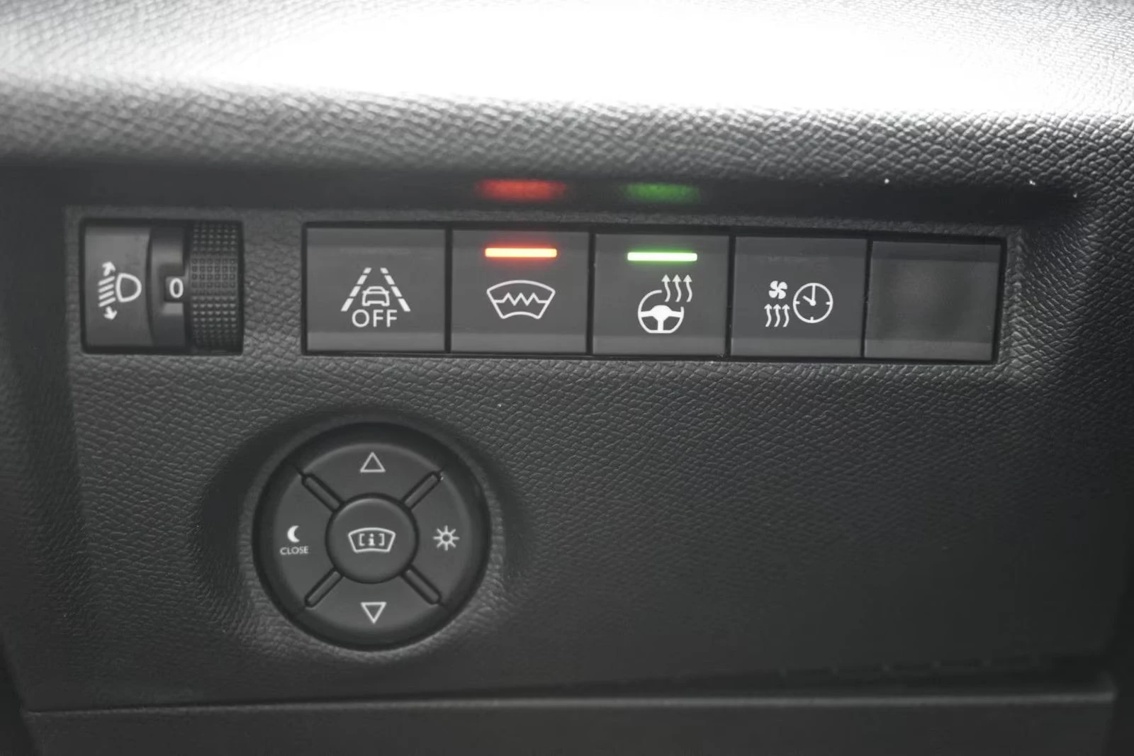 Citroen C4 eFEEL-PACK/136HP/HUD/CAM/LED/NAVI/DIGI/631g | Mobile.bg � ����������� 14