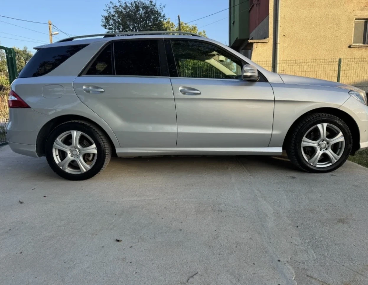 Mercedes-Benz ML 350 Blutec , снимка 2 - Автомобили и джипове - 53749063