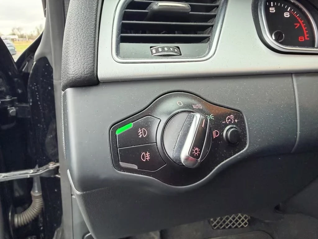 Audi A5 Sportback 1.8 TFSI S-Line, снимка 10 - Автомобили и джипове - 54178216