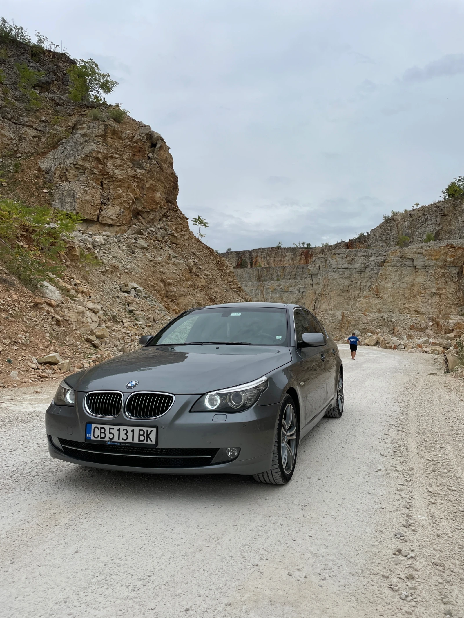 BMW 530, снимка 14 - Автомобили и джипове - 54376604