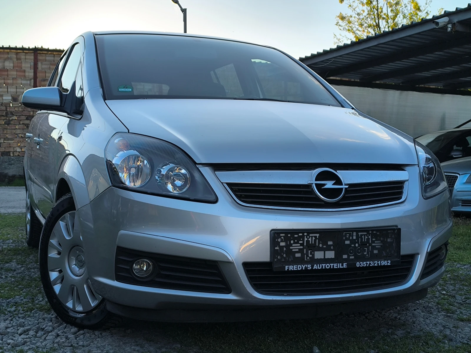 Opel Zafira -FACE LIFT-1.9CDTI-150кс-7 места-6 скорости-КЛИМА-