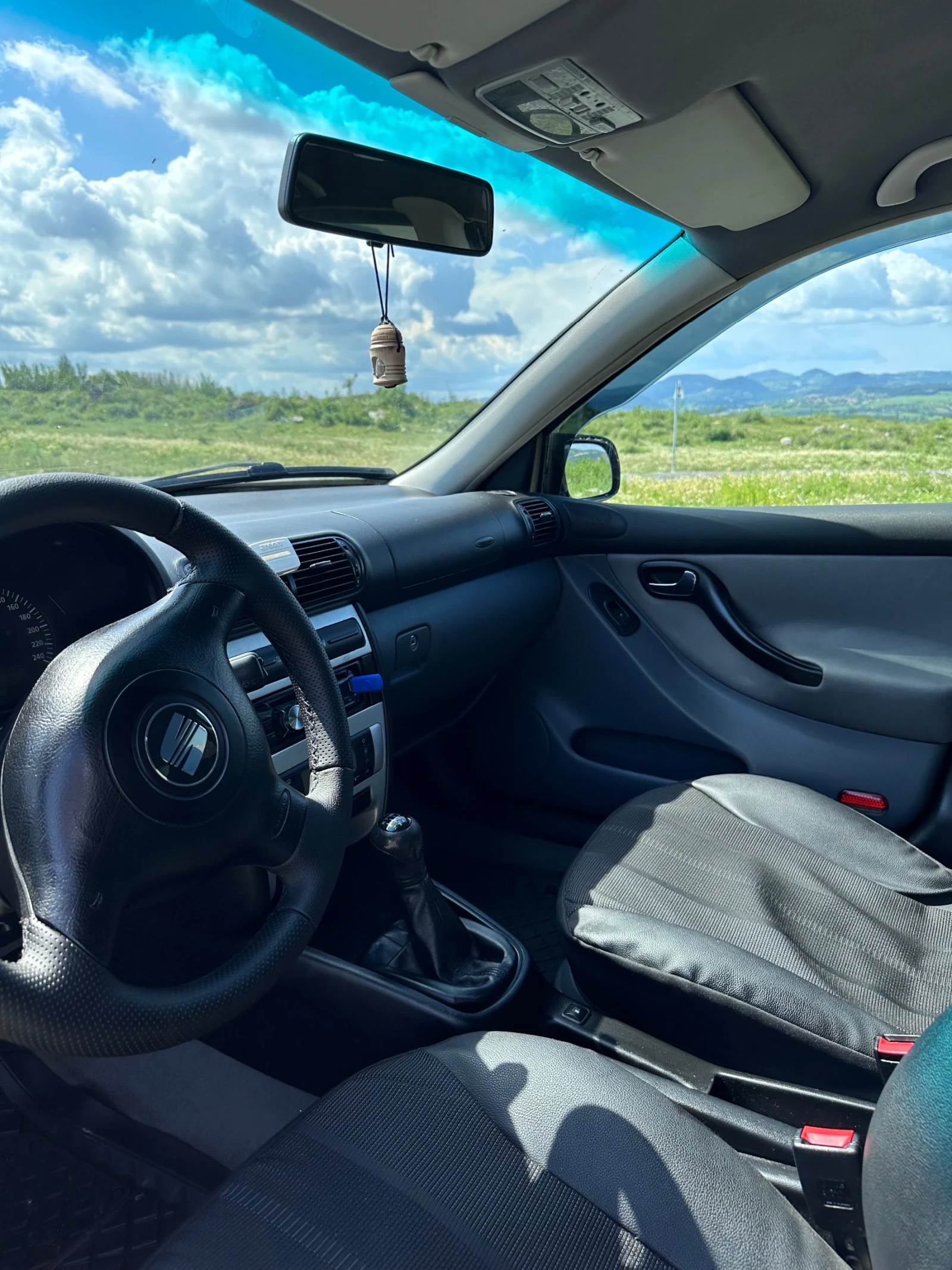 Seat Leon, снимка 8 - Автомобили и джипове - 54661522