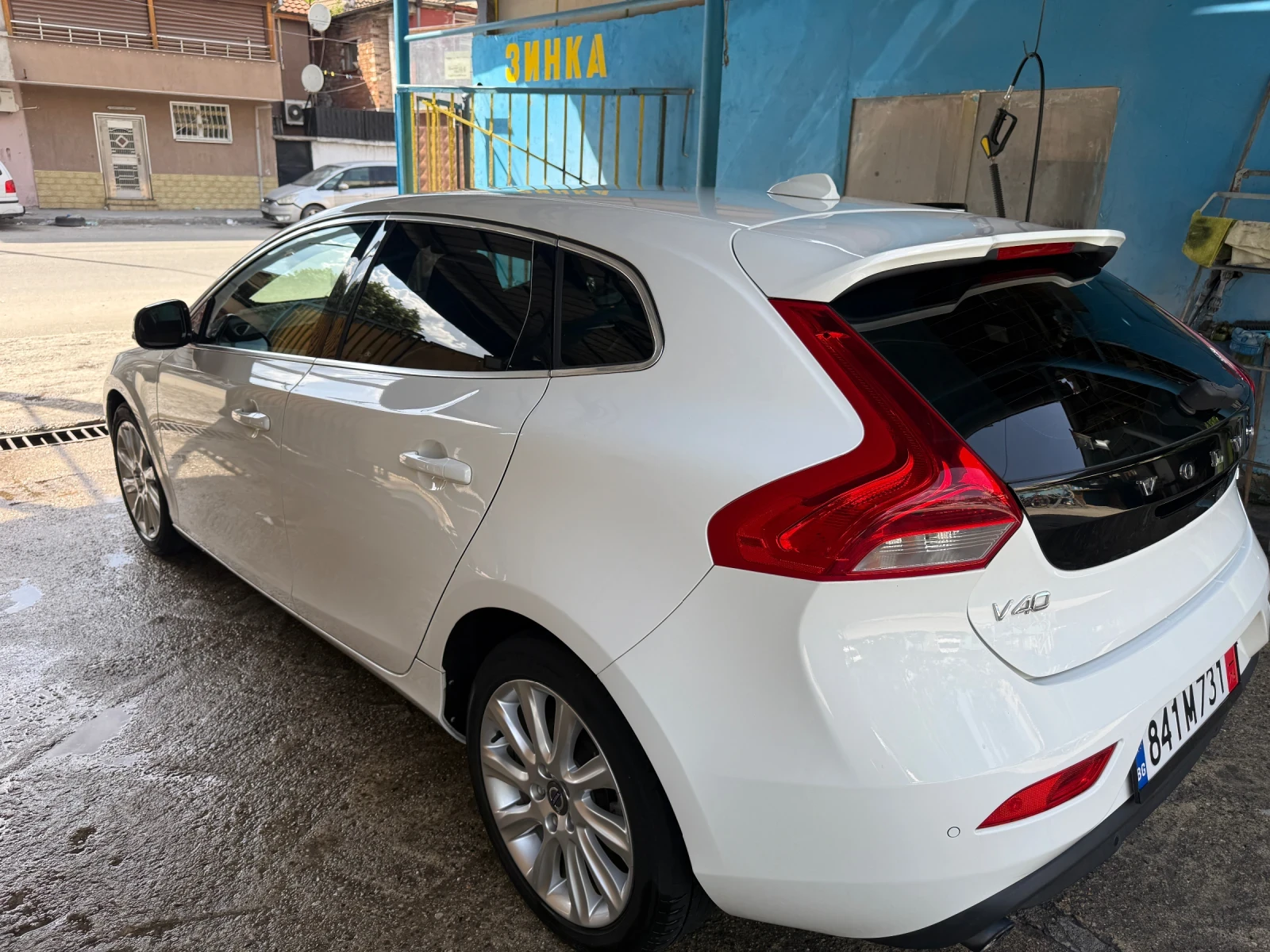 Volvo V40, снимка 6 - Автомобили и джипове - 54682953