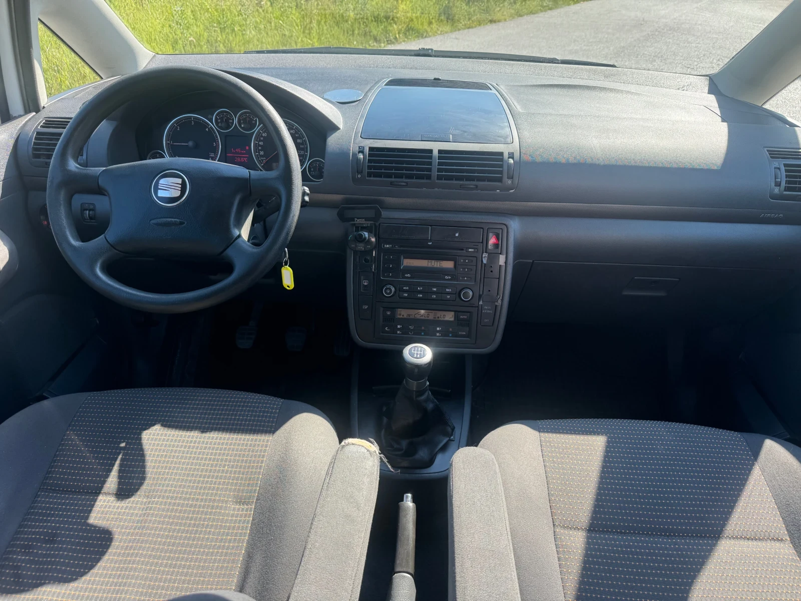 Seat Alhambra 2.0 TDI Очакван Внос, снимка 11 - Автомобили и джипове - 55073945