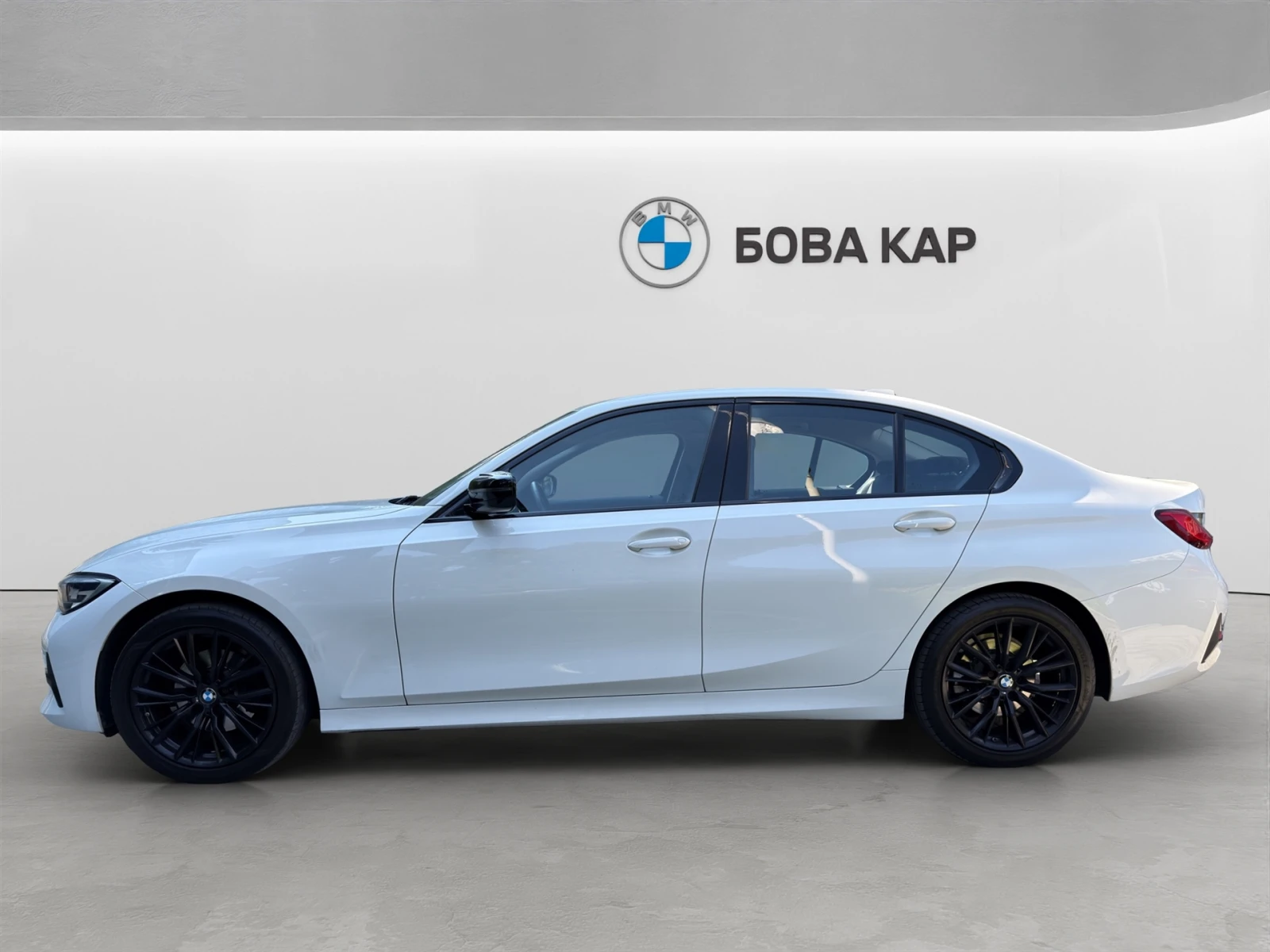BMW 320 xDrive, снимка 3 - Автомобили и джипове - 55311626