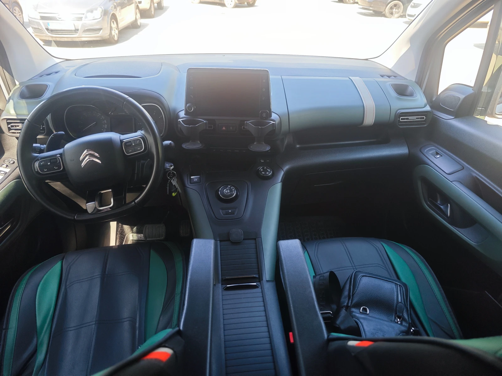 Citroen Berlingo 6+ 1, снимка 10 - Автомобили и джипове - 55436670