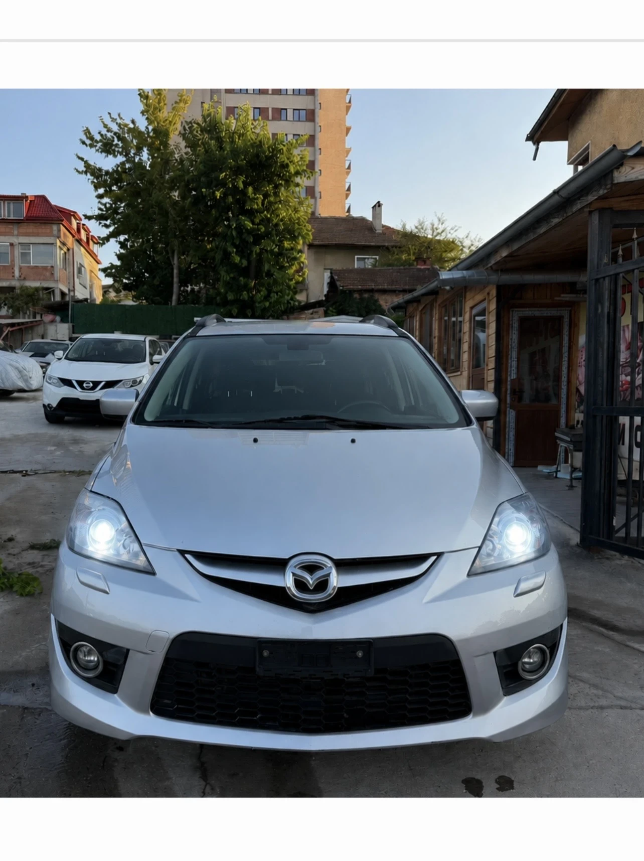 Mazda 5 2.0Бенз Швейц ТОП, снимка 6 - Автомобили и джипове - 55609192