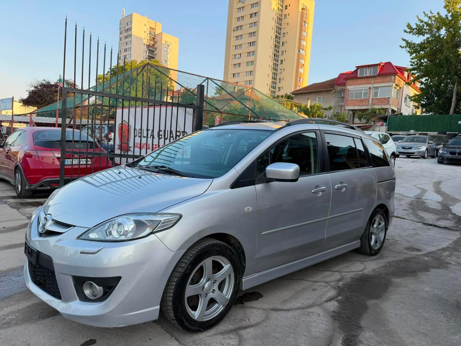 Mazda 5 2.0Бенз Швейц ТОП, снимка 5 - Автомобили и джипове - 55609192