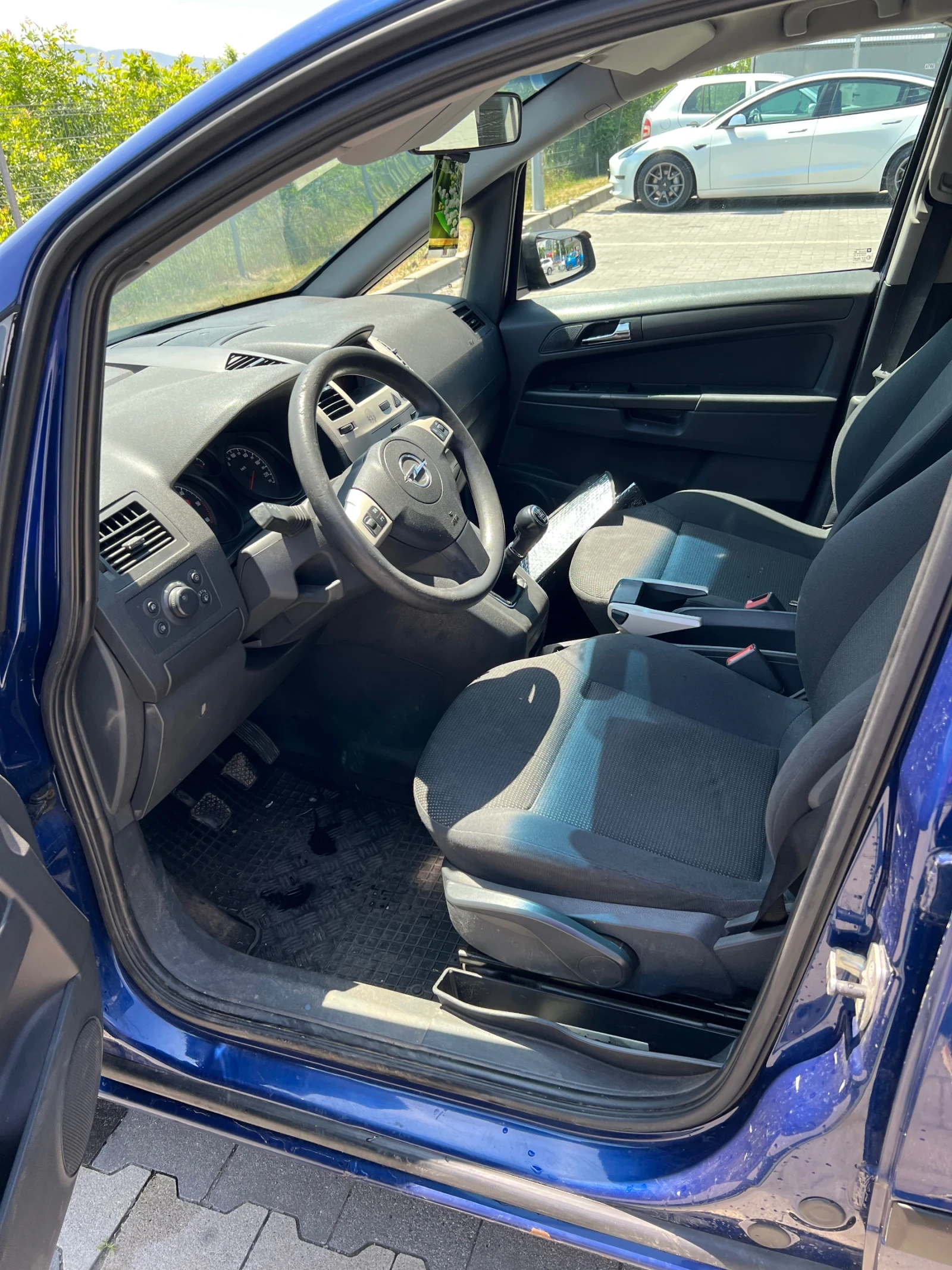 Opel Zafira, снимка 5 - Автомобили и джипове - 55705537