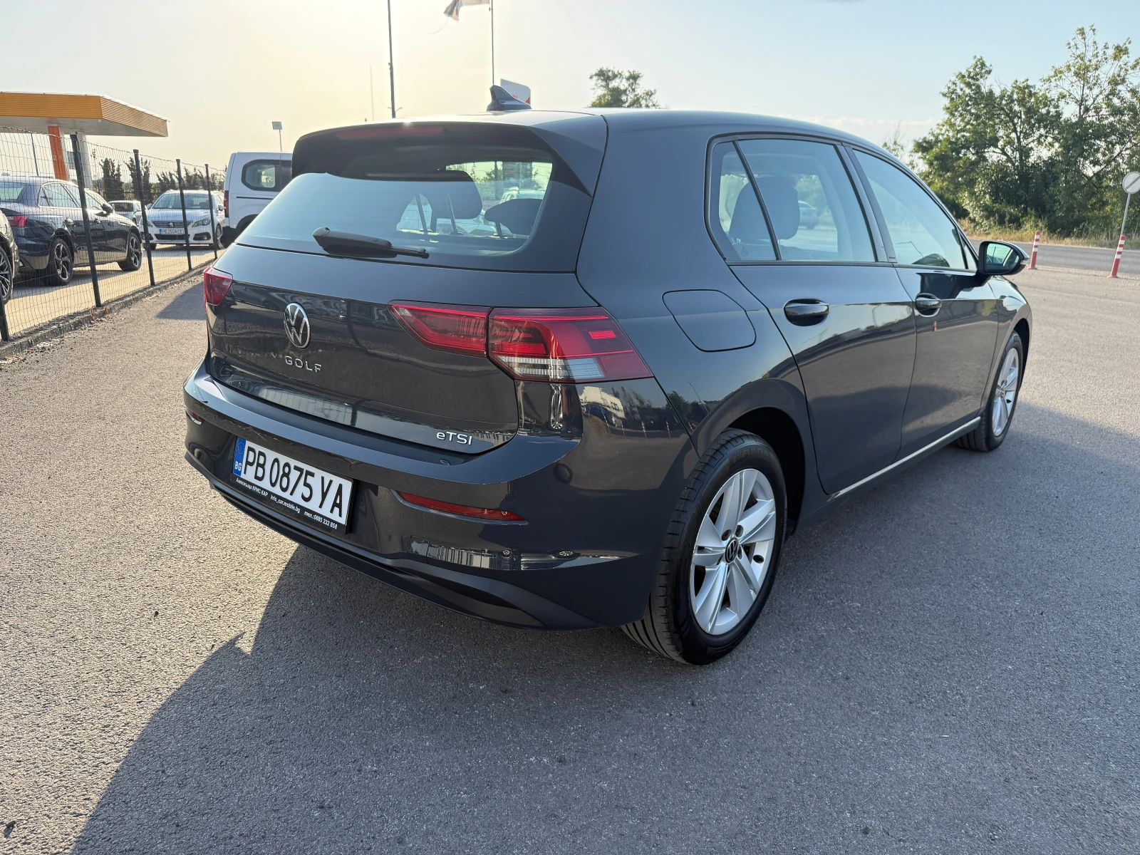 VW Golf 1.5 E-TSI 150кс А/Т, снимка 5 - Автомобили и джипове - 55779193