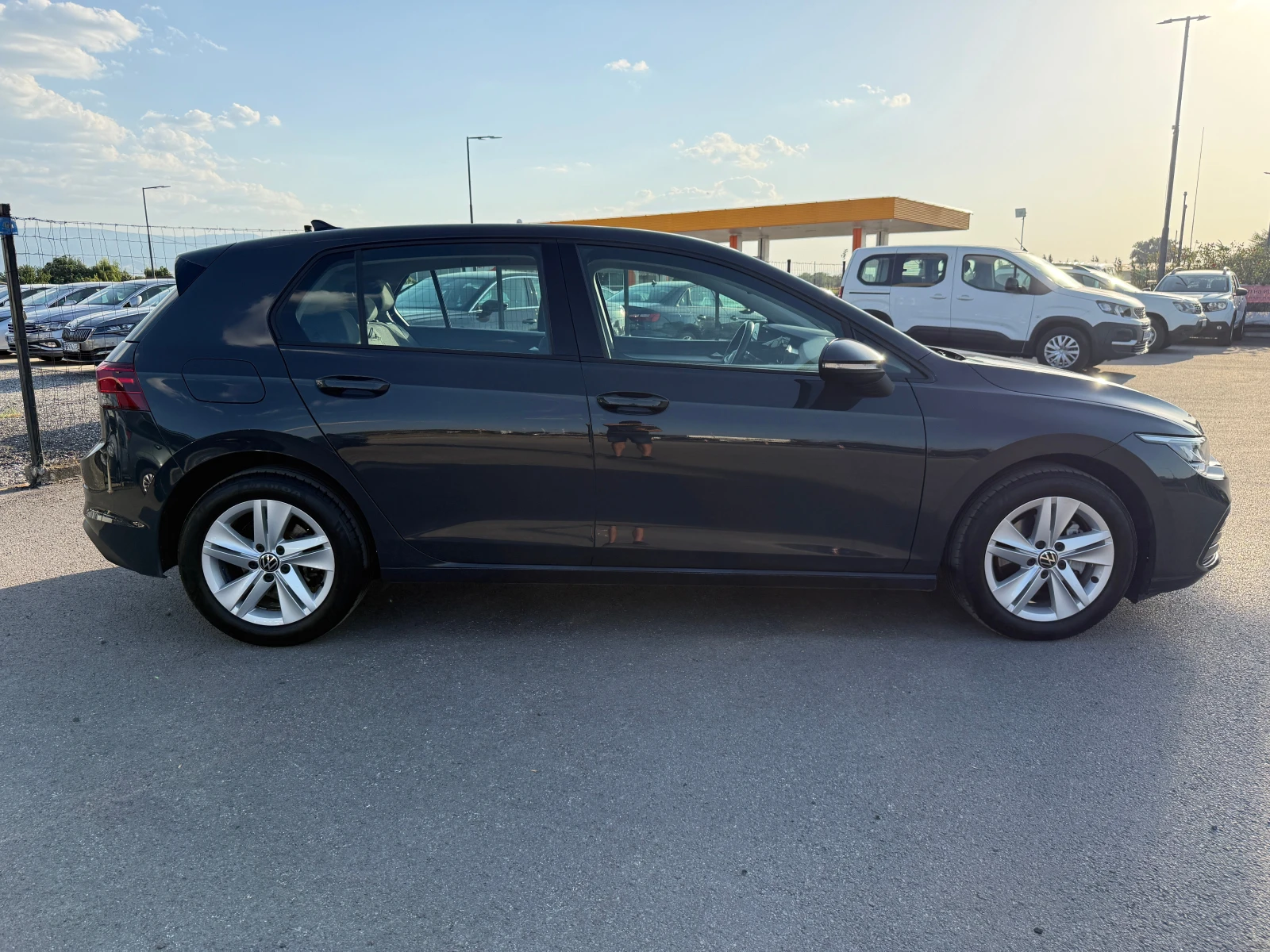 VW Golf 1.5 E-TSI 150кс А/Т, снимка 6 - Автомобили и джипове - 55779193