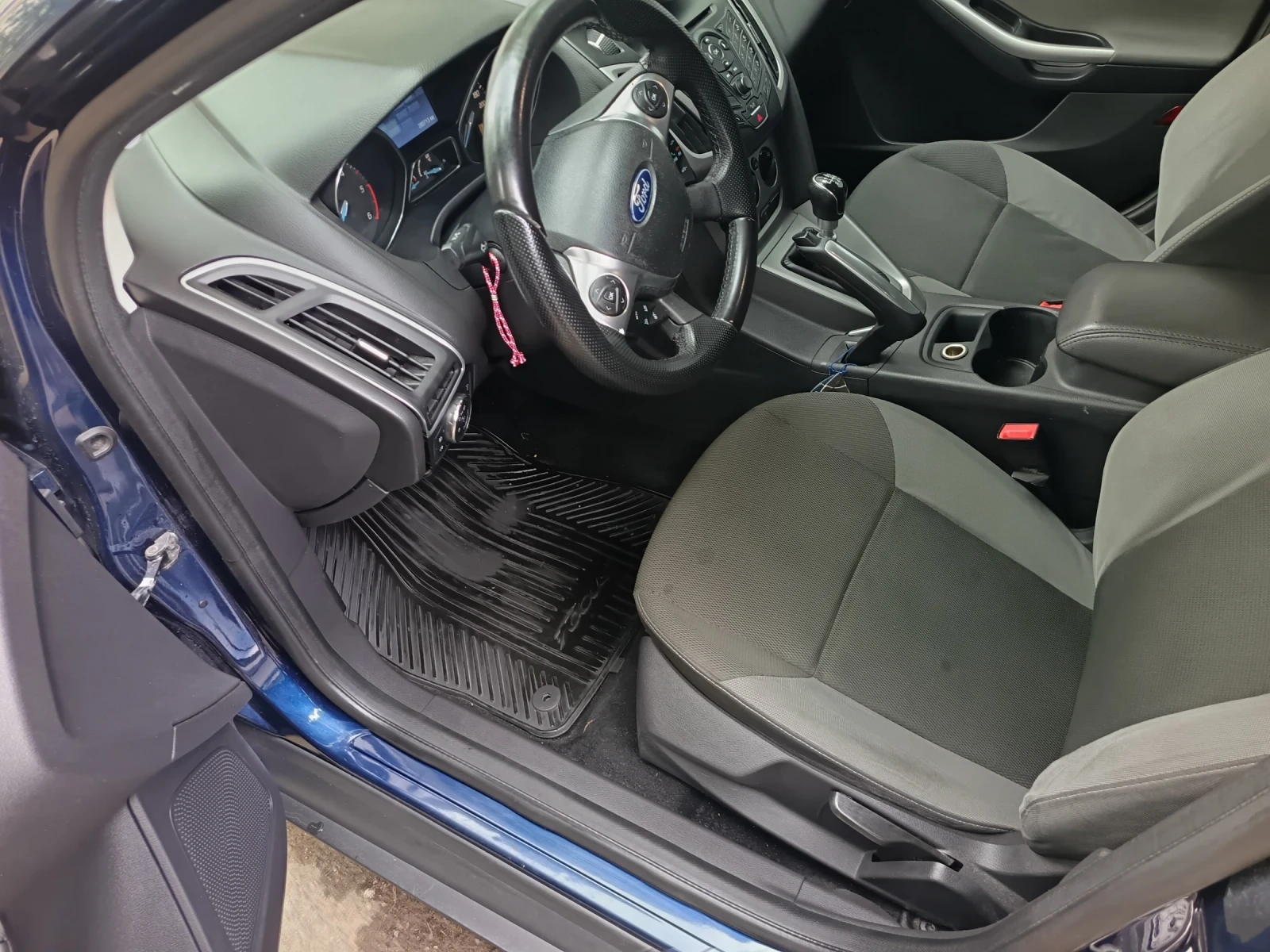 Ford Focus 1.6, снимка 10 - Автомобили и джипове - 56201281