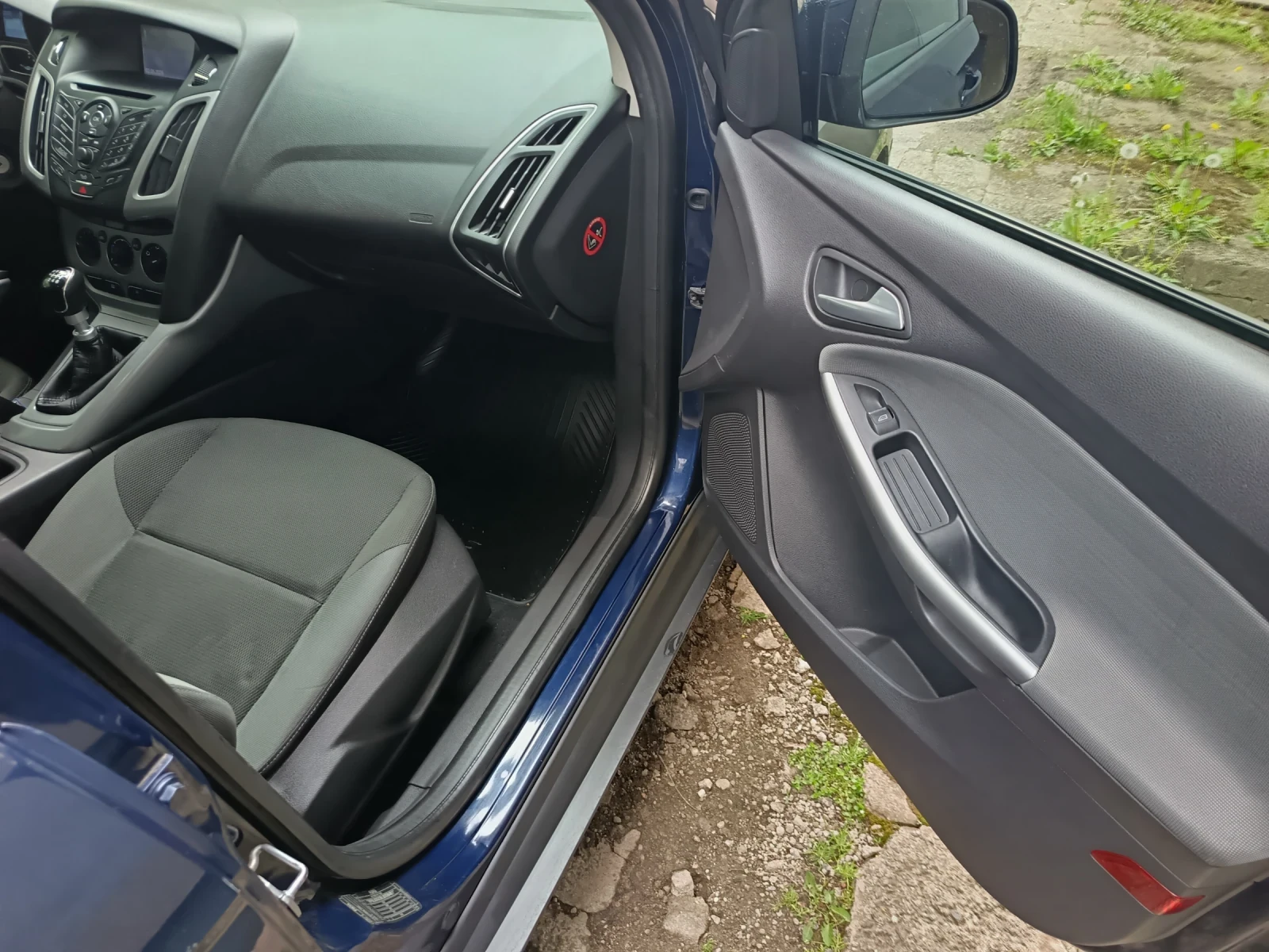 Ford Focus 1.6, снимка 15 - Автомобили и джипове - 56201281