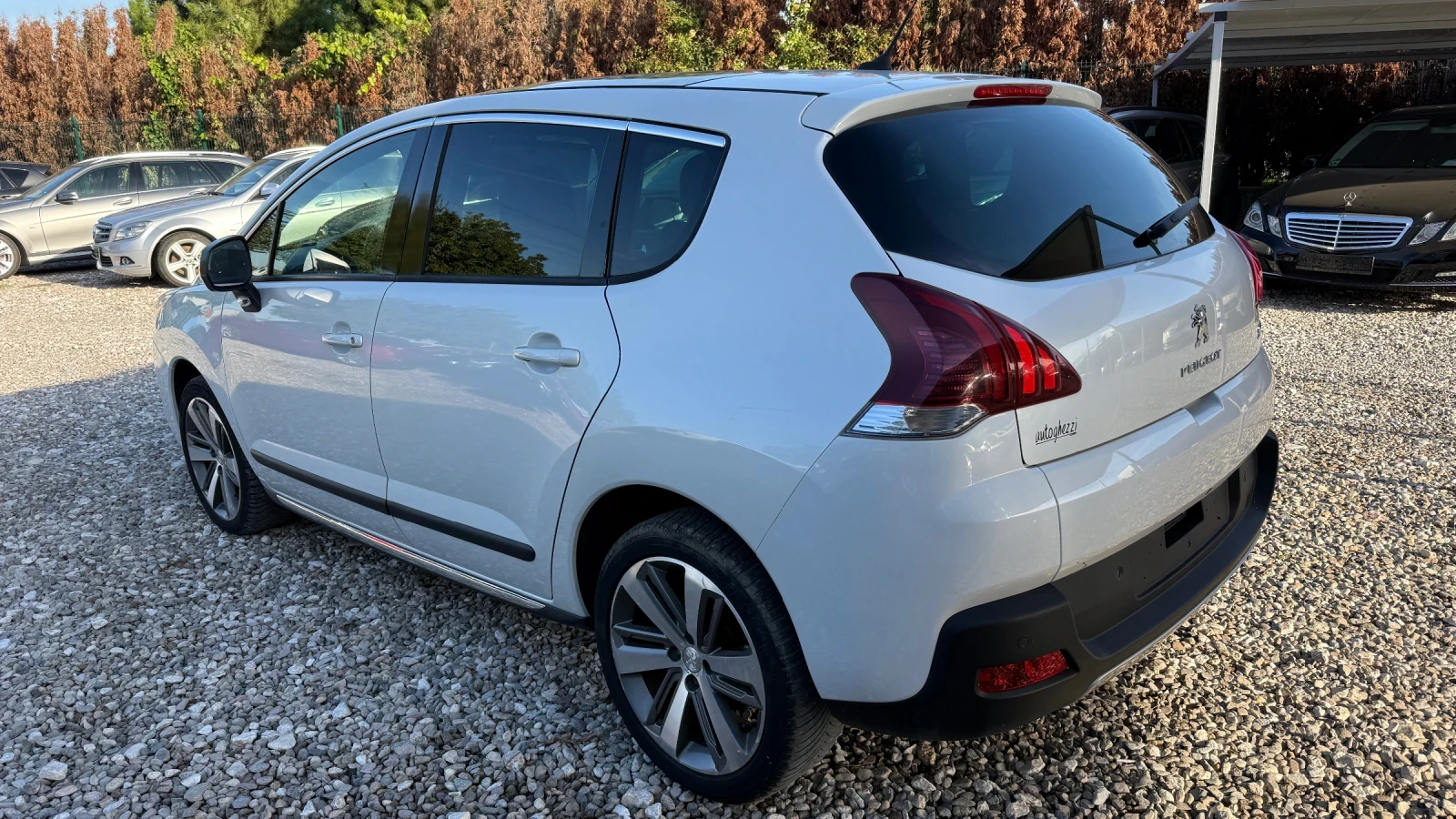 Peugeot 3008 1.6 HDI, снимка 3 - Автомобили и джипове - 56582655