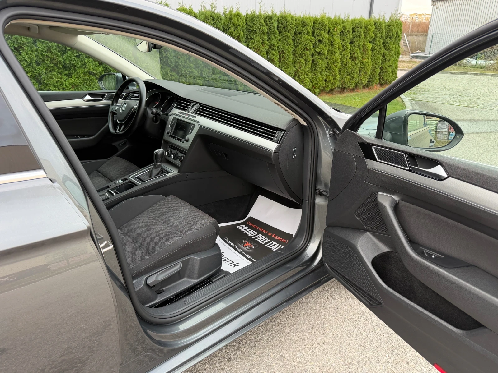VW Passat 2.0tdi 150k.c* DSG* Led* ЛИЗИНГ* , снимка 14 - Автомобили и джипове - 56749019
