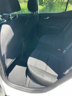 Kia Stonic 1.4 Газ, снимка 12