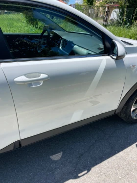 Kia Stonic 1.4 Газ, снимка 7