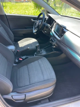 Kia Stonic 1.4 Газ, снимка 10