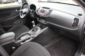 Kia Sportage 2.0 CRDI 4х4  НОВ ВНОС  , снимка 11