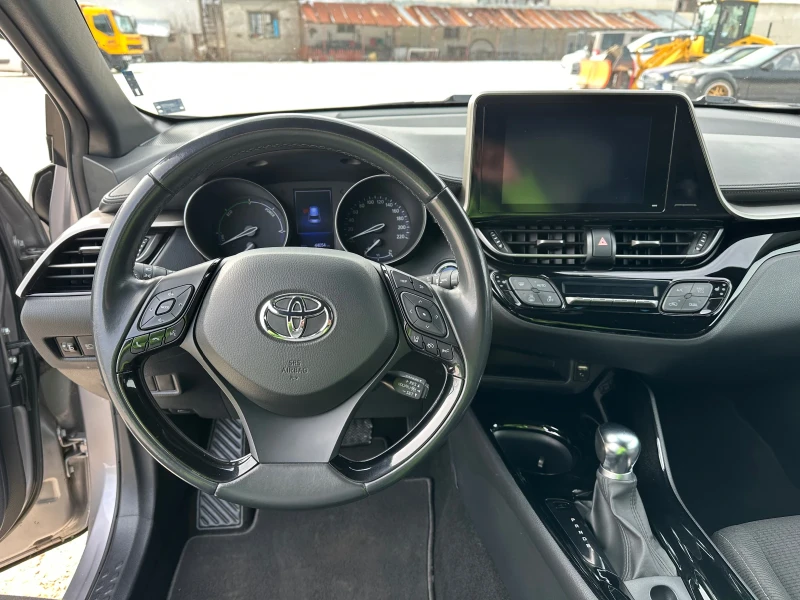 Toyota C-HR 1.8i HYBRID KEYLESS GO DISTRONIC, снимка 12 - Автомобили и джипове - 53091211