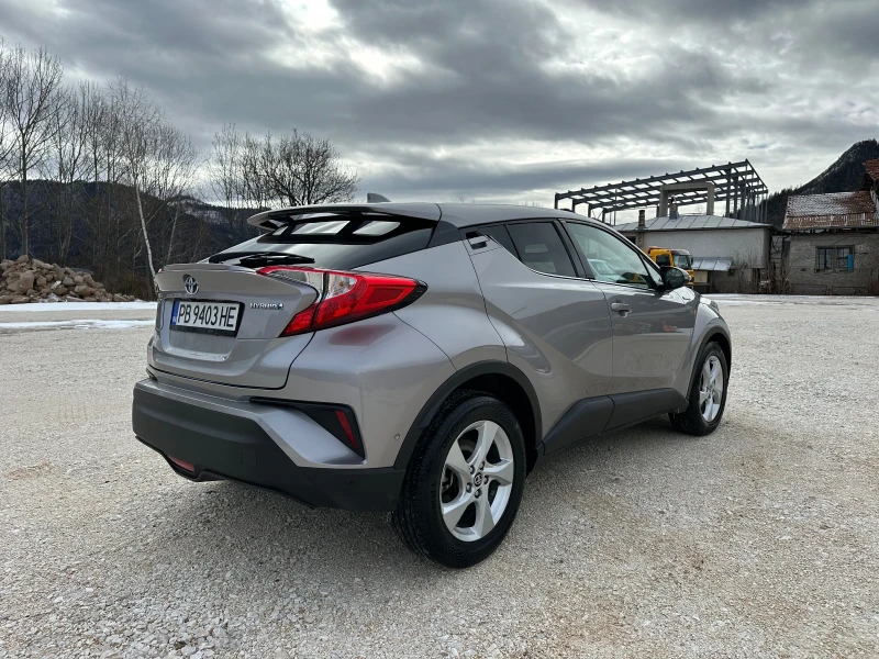 Toyota C-HR 1.8i HYBRID KEYLESS GO DISTRONIC, снимка 5 - Автомобили и джипове - 53091211