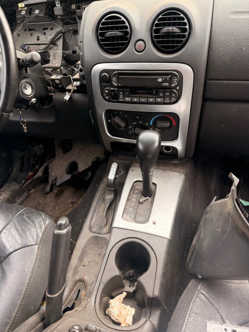 Jeep Cherokee, снимка 8 - Автомобили и джипове - 53393242