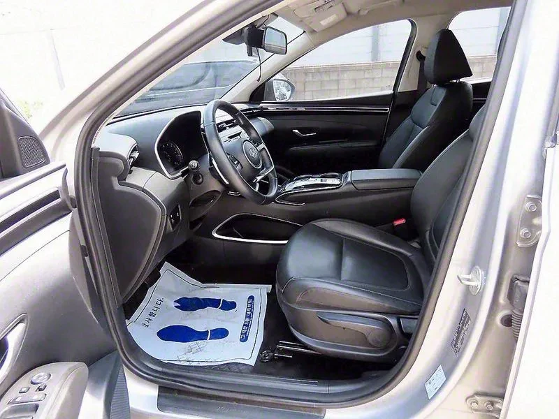 Hyundai Tucson 2.0 4Wd Modern, снимка 15 - Автомобили и джипове - 53367381