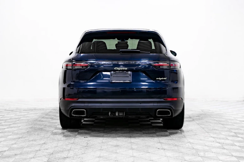 Porsche Cayenne PLUG IN* E-HYBRID* DISTR* HEATERD&COOLEDSEATS* PAN - изображение 6