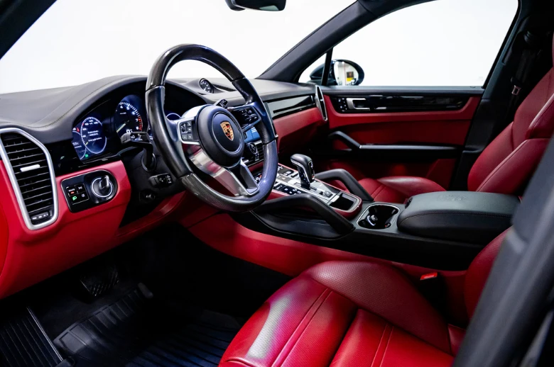 Porsche Cayenne PLUG IN* E-HYBRID* DISTR* HEATERD&COOLEDSEATS* PAN - изображение 7