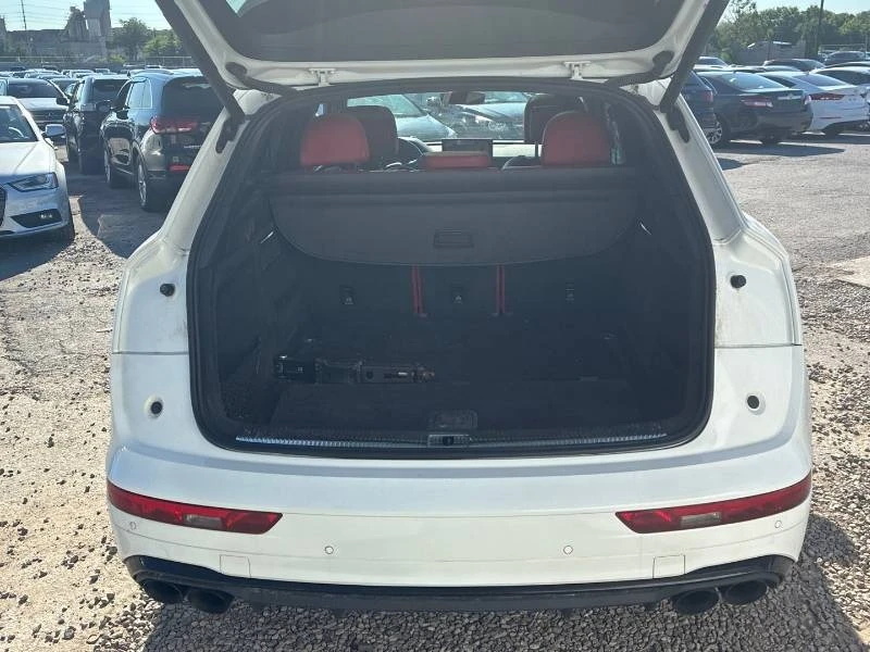 Audi SQ5 * Progressiv * ДИСТРОНИК * 360 * 2 КЛЮЧА, снимка 14 - Автомобили и джипове - 55254557