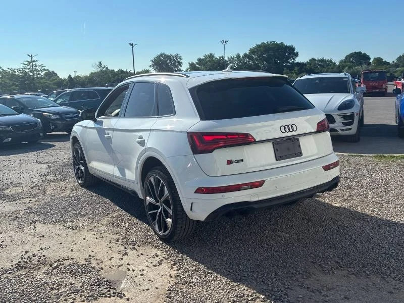 Audi SQ5 * Progressiv * ДИСТРОНИК * 360 * 2 КЛЮЧА, снимка 5 - Автомобили и джипове - 55254557