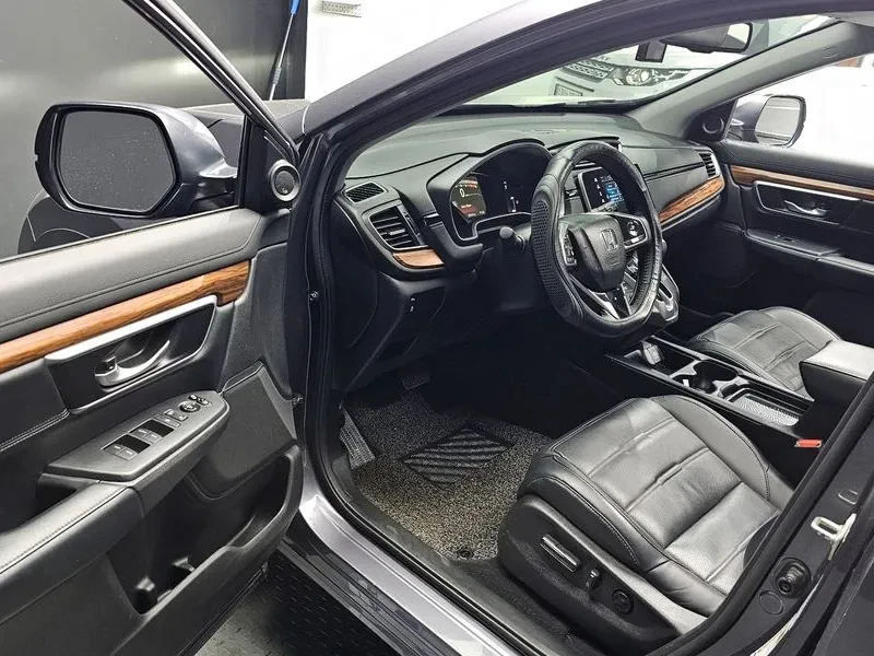 Honda Cr-v 5Th Generation 1.5 Ex-L 4Wd, снимка 10 - Автомобили и джипове - 55391120
