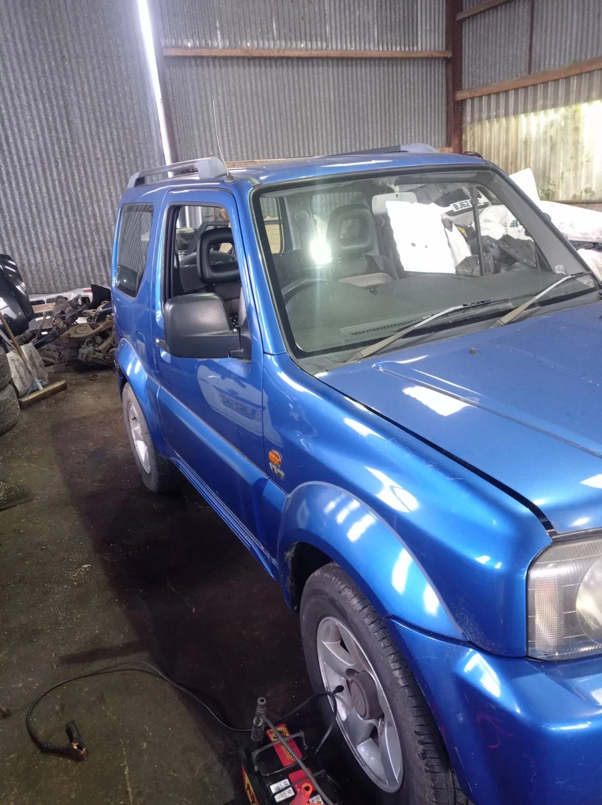 Suzuki Jimny 1, 3i - изображение 3