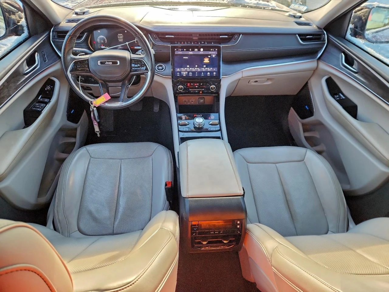 Jeep Grand cherokee L OVERLAND* DISTRONIC* КОЖА* ПОДГРЕВ* ОБДУХВАНЕ*  - изображение 8