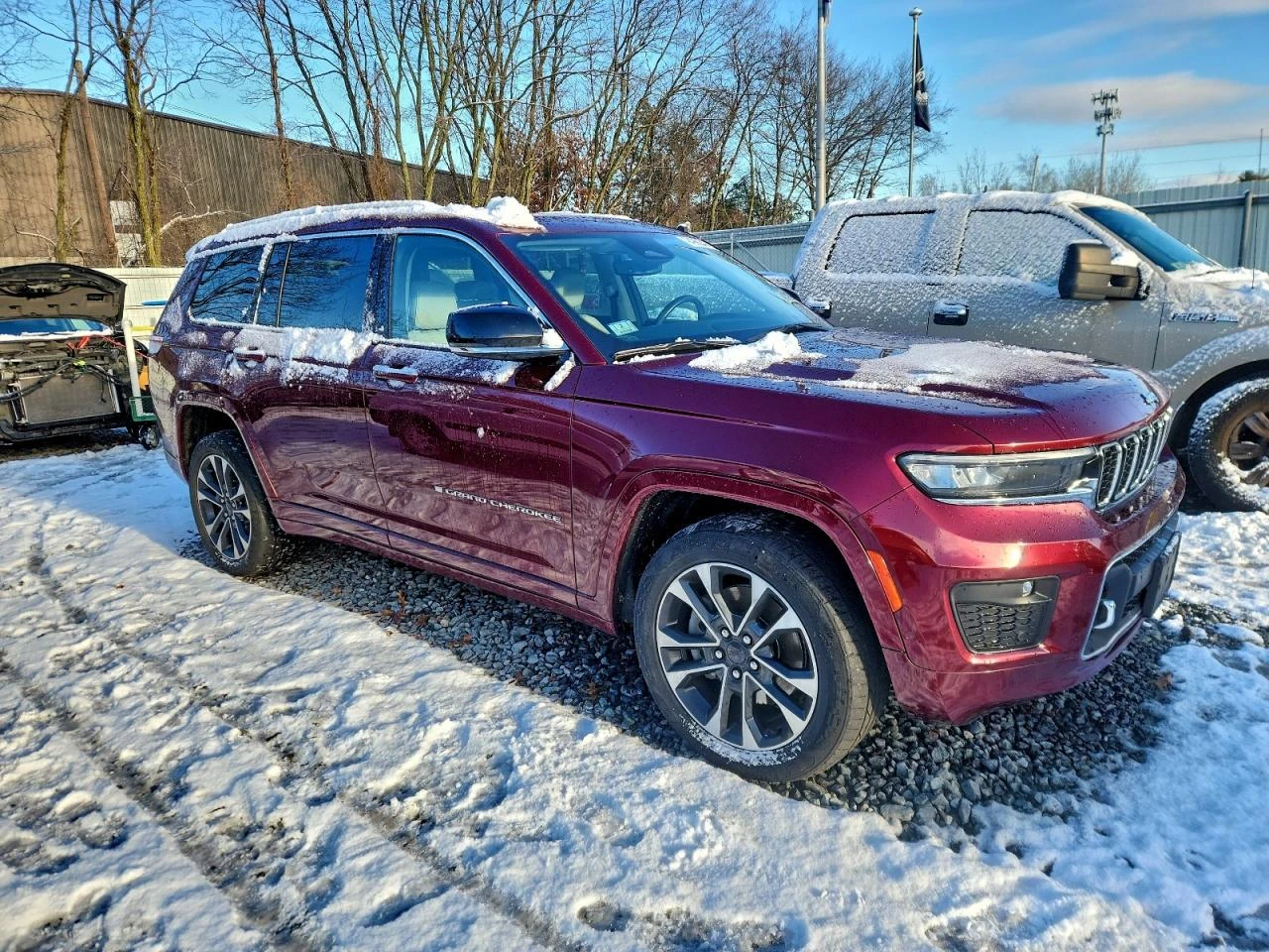 Jeep Grand cherokee L OVERLAND* DISTRONIC* КОЖА* ПОДГРЕВ* ОБДУХВАНЕ*  - изображение 4