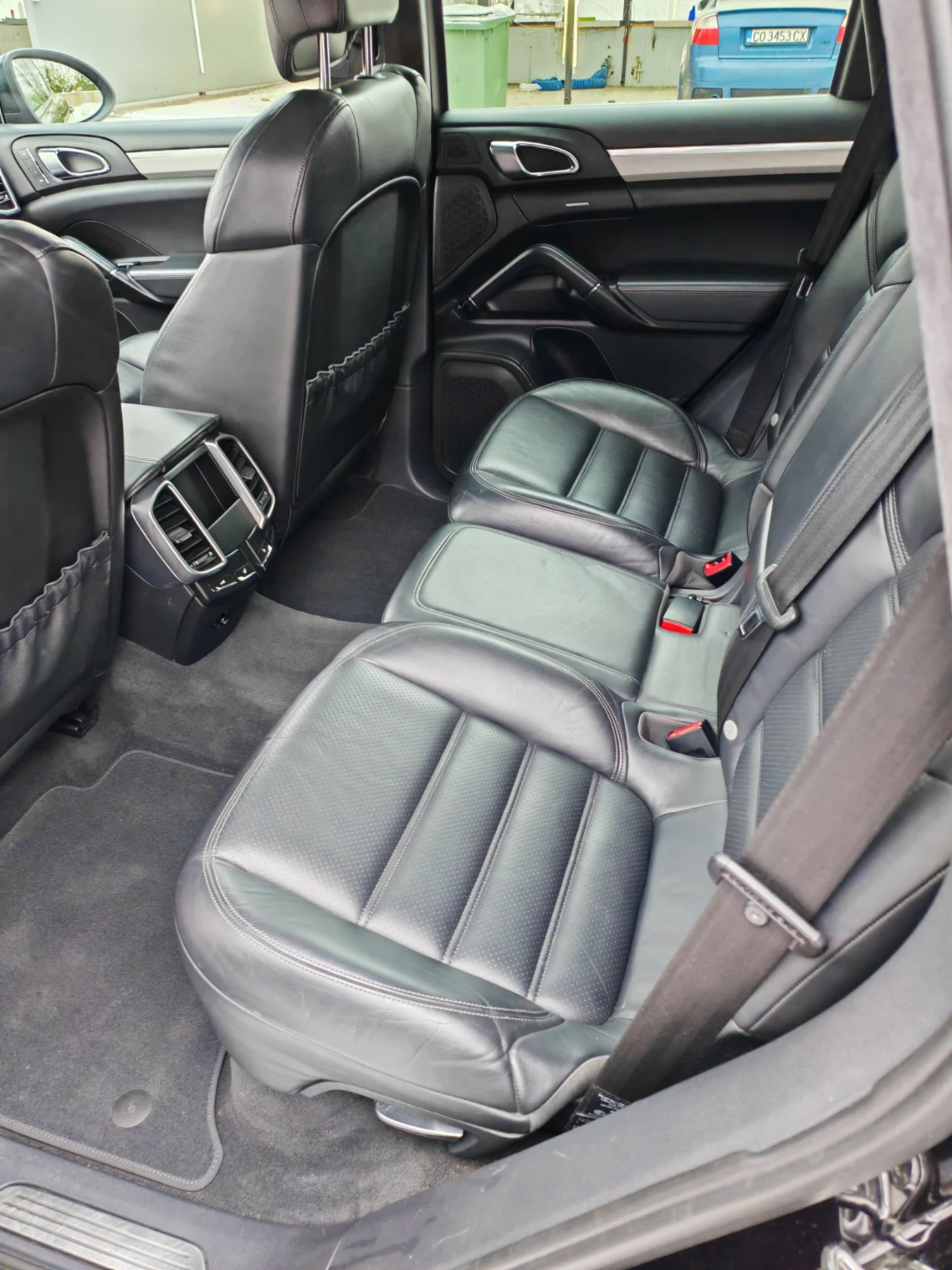 Porsche Cayenne Turbo - изображение 7