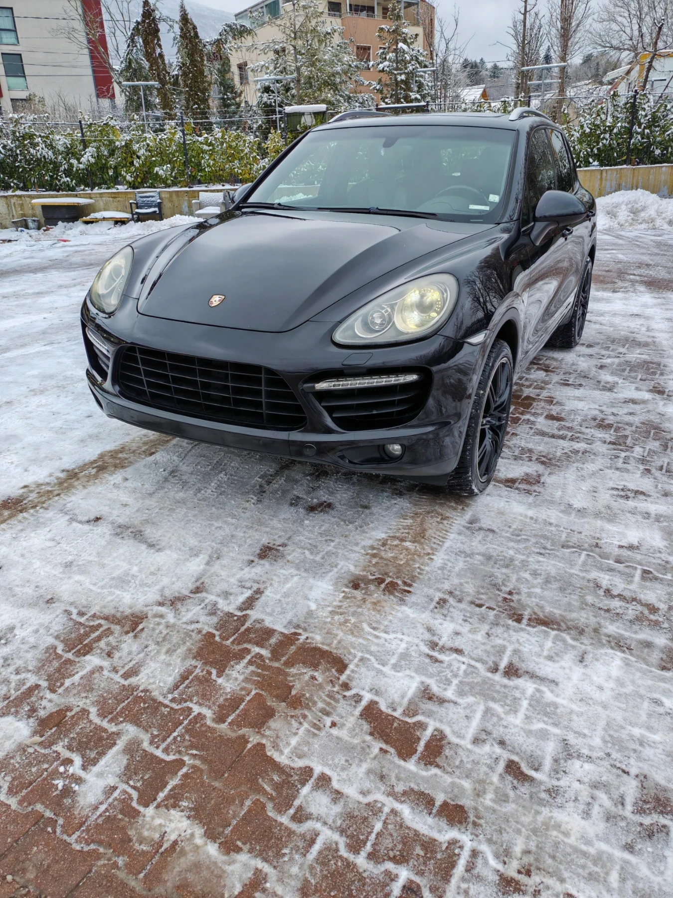 Porsche Cayenne Turbo - изображение 2