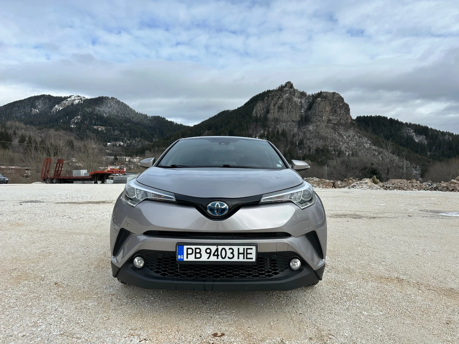 Toyota C-HR 1.8i HYBRID KEYLESS GO DISTRONIC - изображение 2