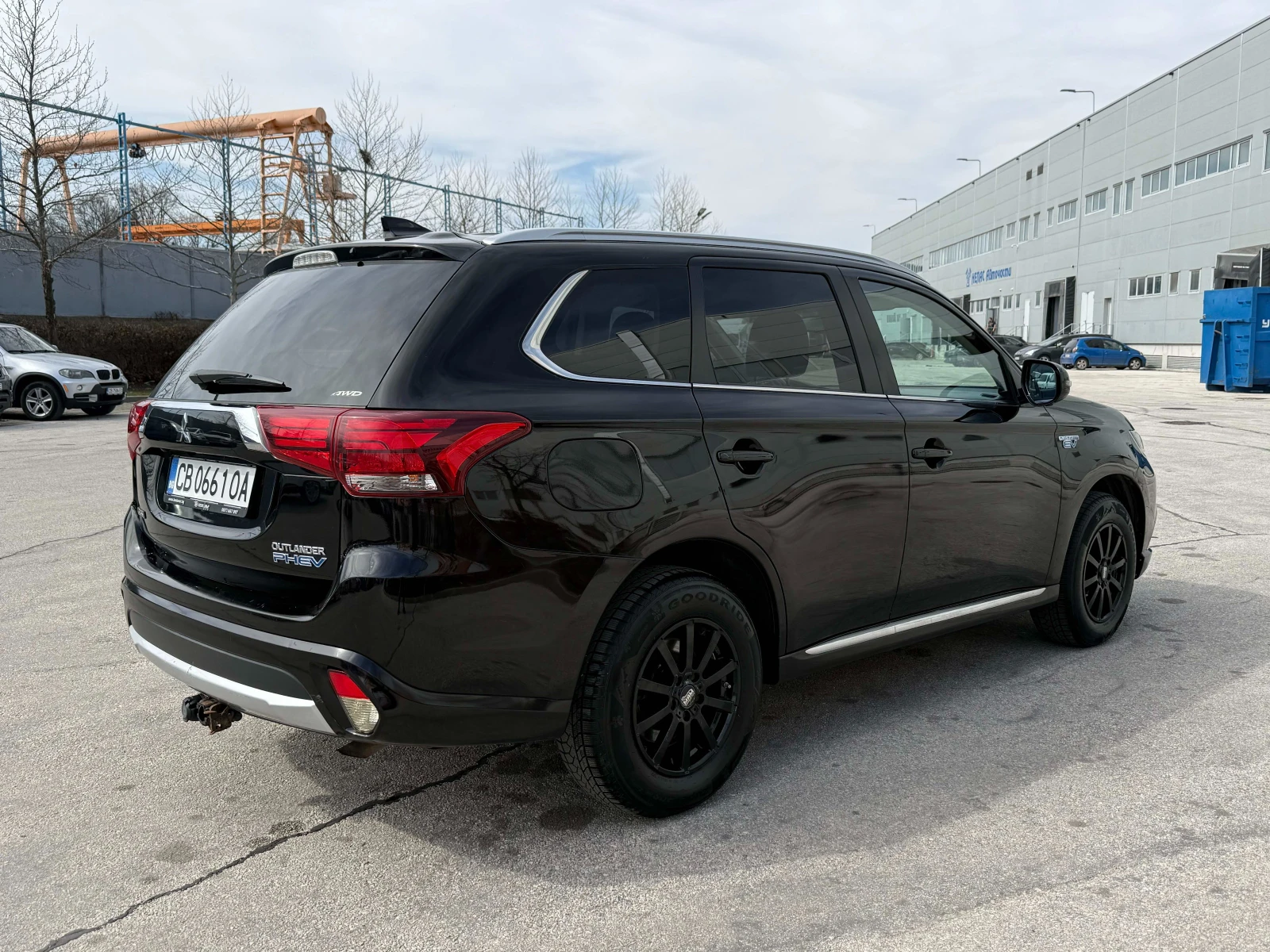 Mitsubishi Outlander, снимка 4 - Автомобили и джипове - 53822616