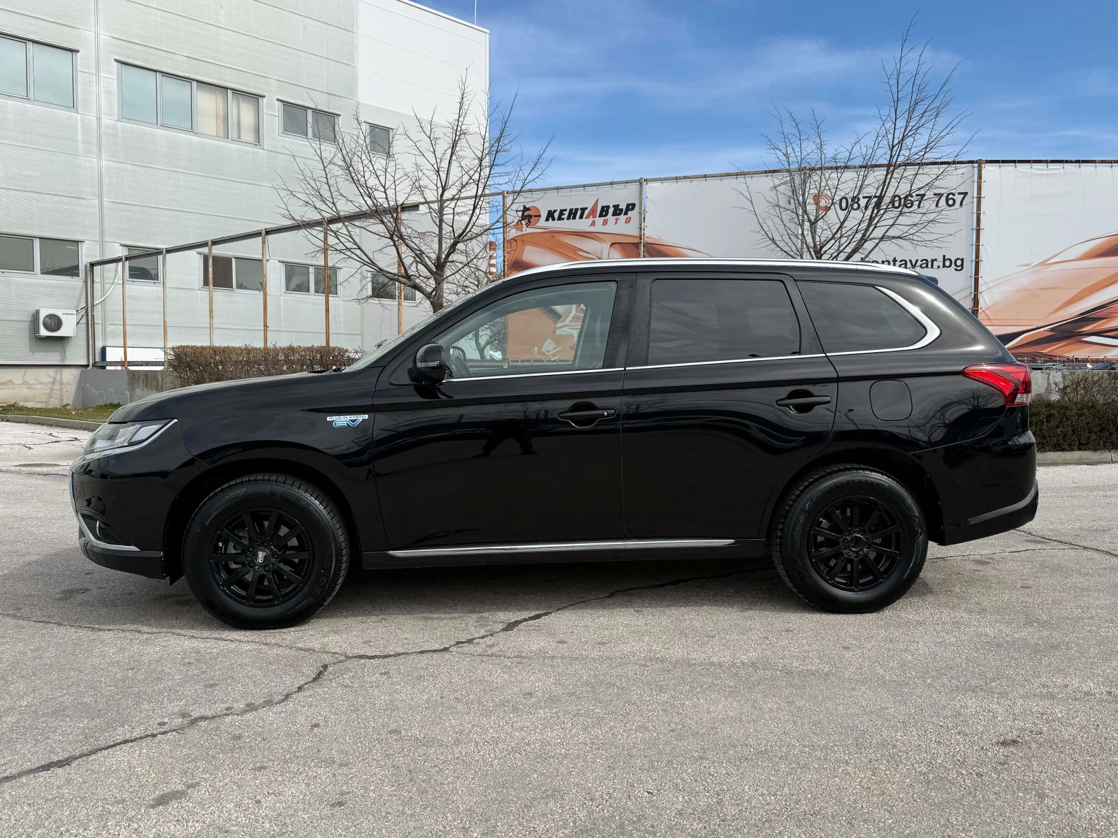 Mitsubishi Outlander, снимка 2 - Автомобили и джипове - 53822616