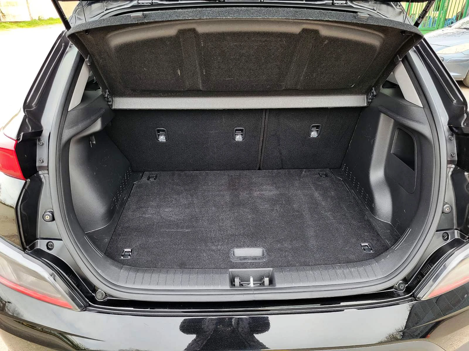 Hyundai Kona EV FACELIFT 64KW 204hp, снимка 13 - Автомобили и джипове - 53922555