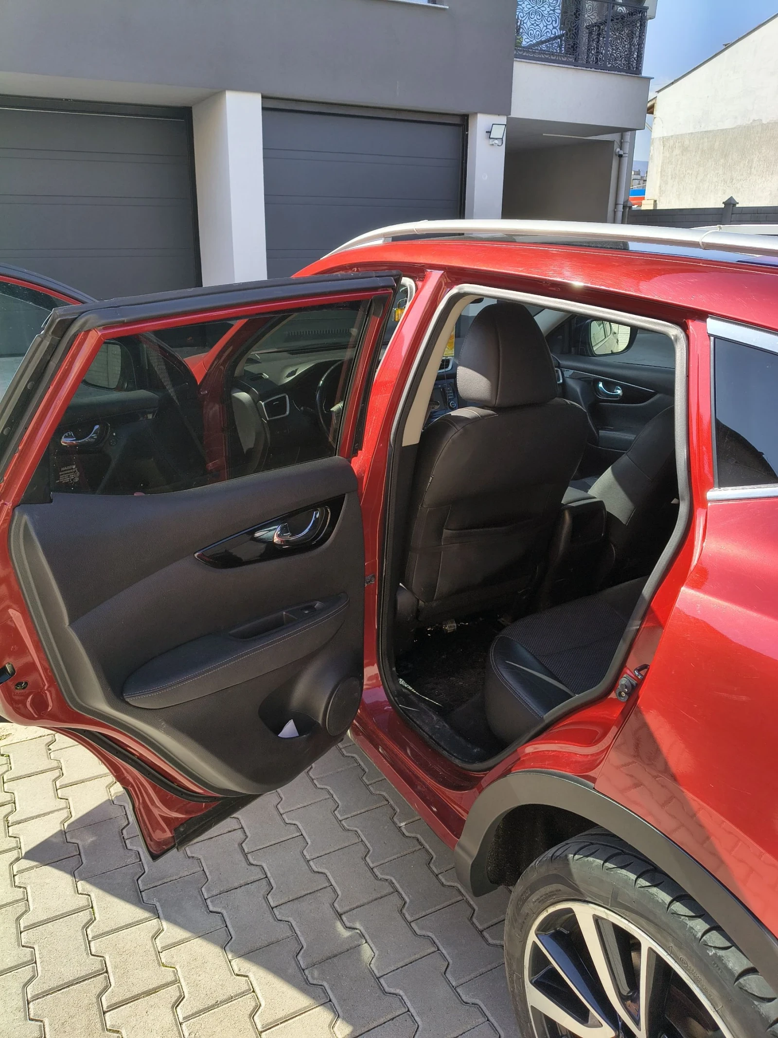 Nissan Qashqai J11, снимка 9 - Автомобили и джипове - 53924932