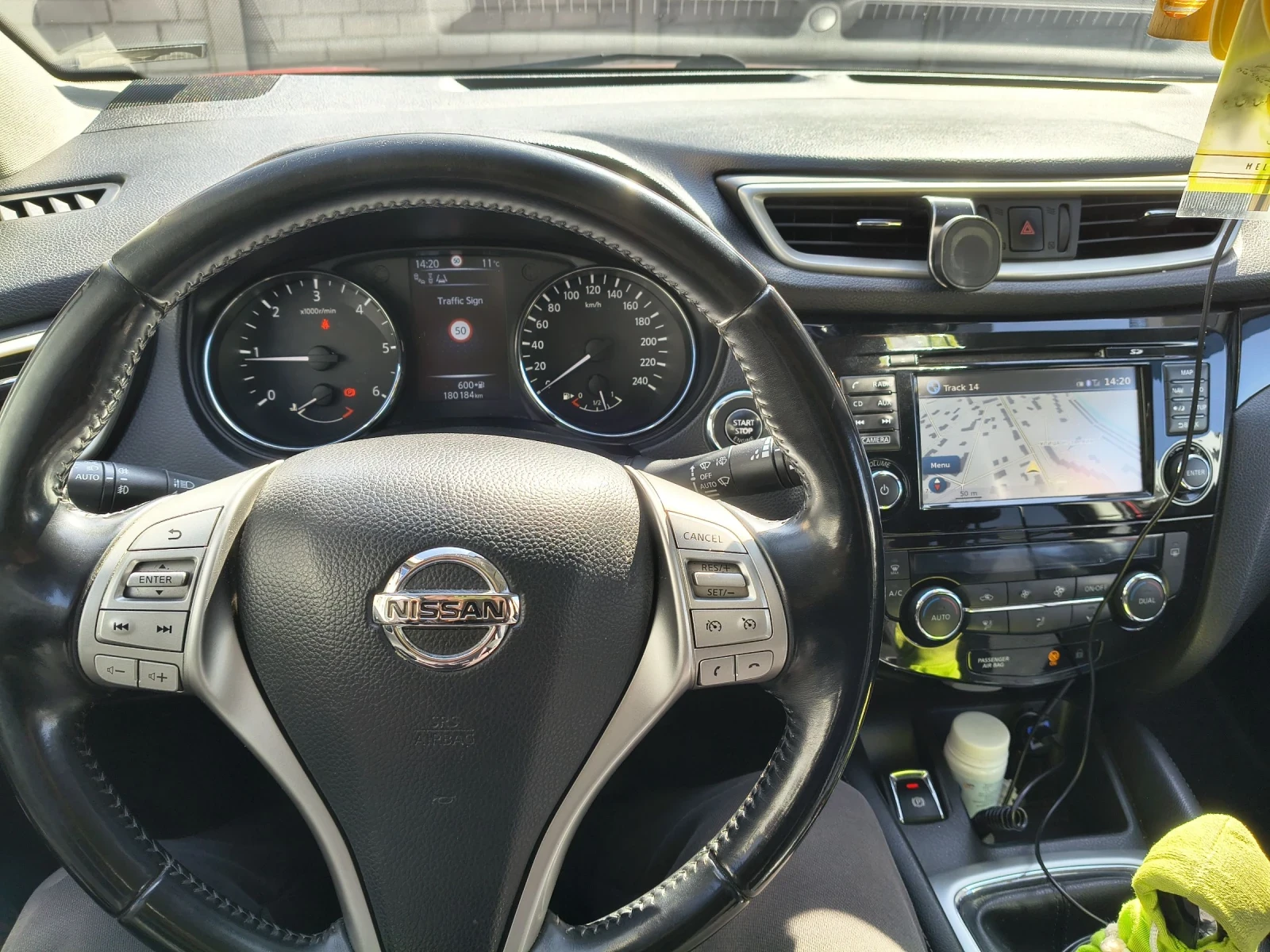 Nissan Qashqai J11, снимка 6 - Автомобили и джипове - 53924932