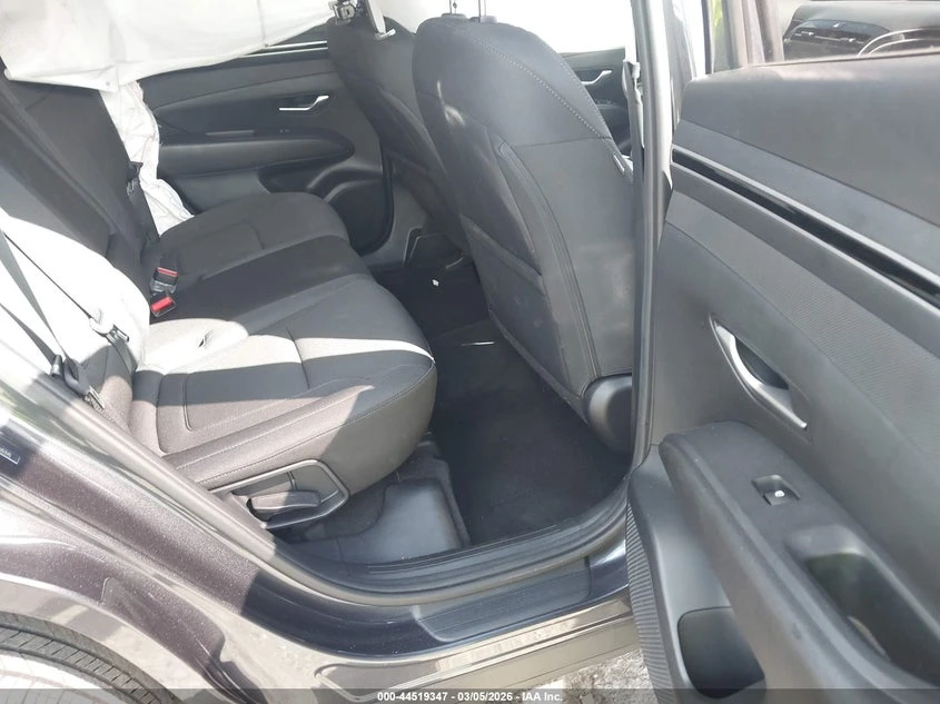 Hyundai Tucson 2.5L I-4 DI, DOHC, VVT, 187HP Front Wheel Drive | Mobile.bg � ����������� 8