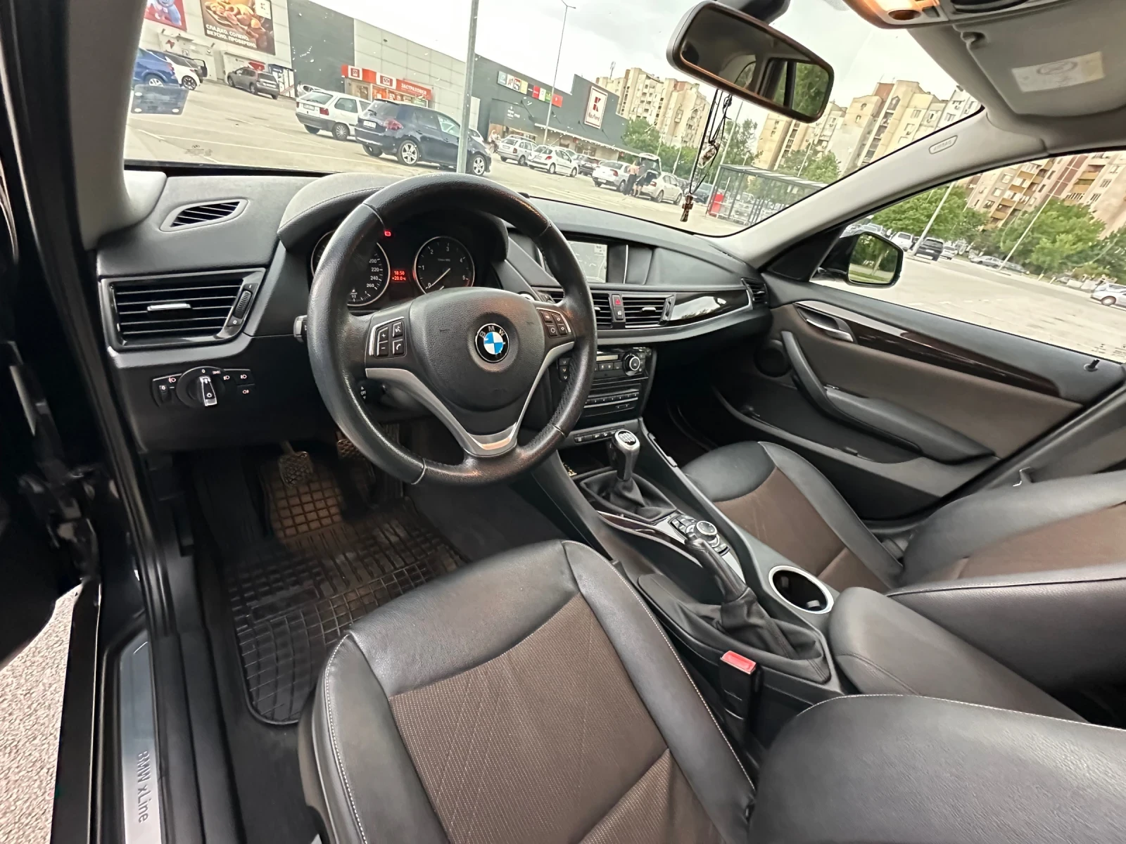 BMW X1 BMW X1 xDrive18d X-Line 4x4 | Навигация | Полукожа, снимка 10 - Автомобили и джипове - 54982563