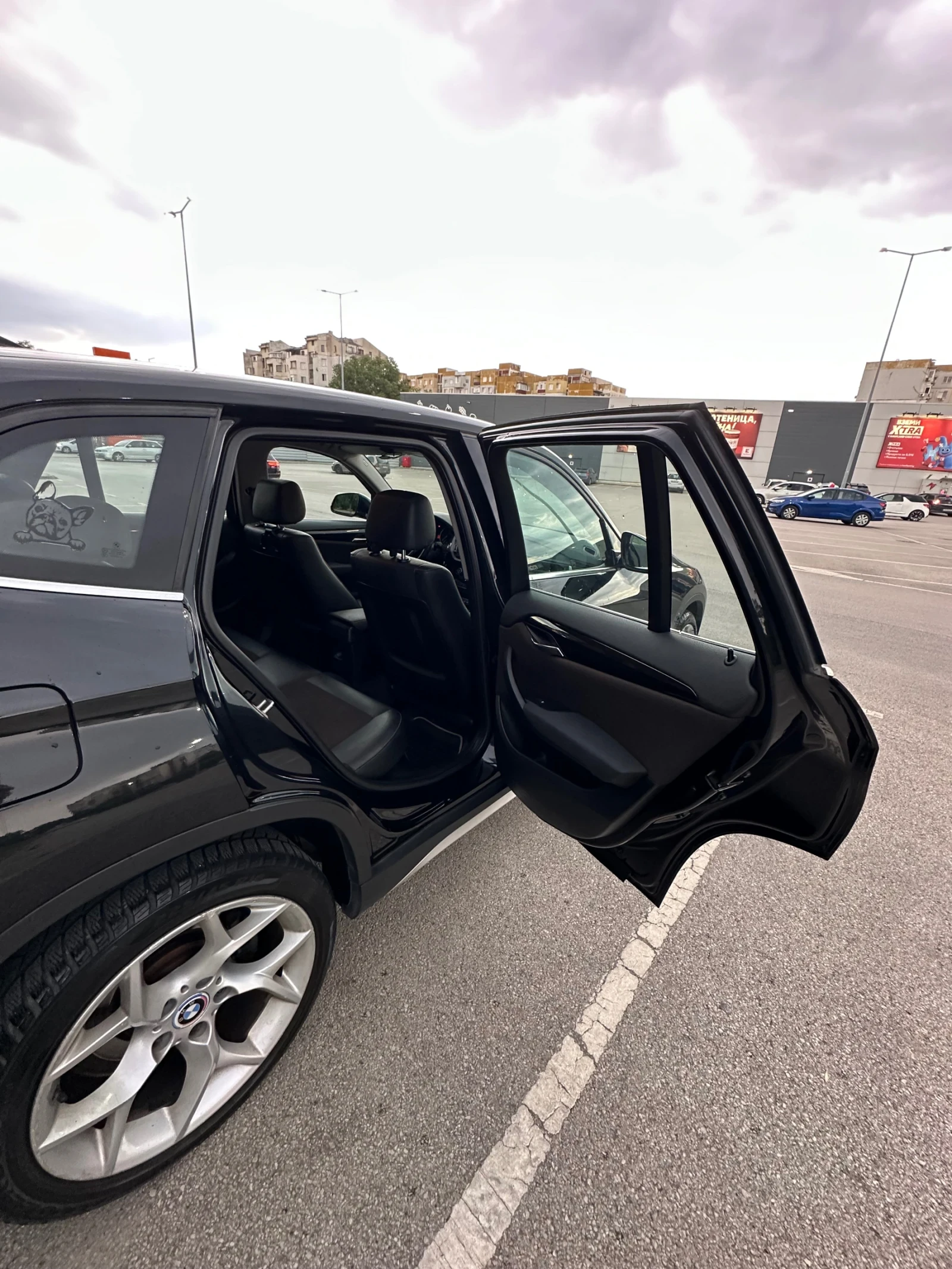 BMW X1 BMW X1 xDrive18d X-Line 4x4 | Навигация | Полукожа, снимка 13 - Автомобили и джипове - 54982563
