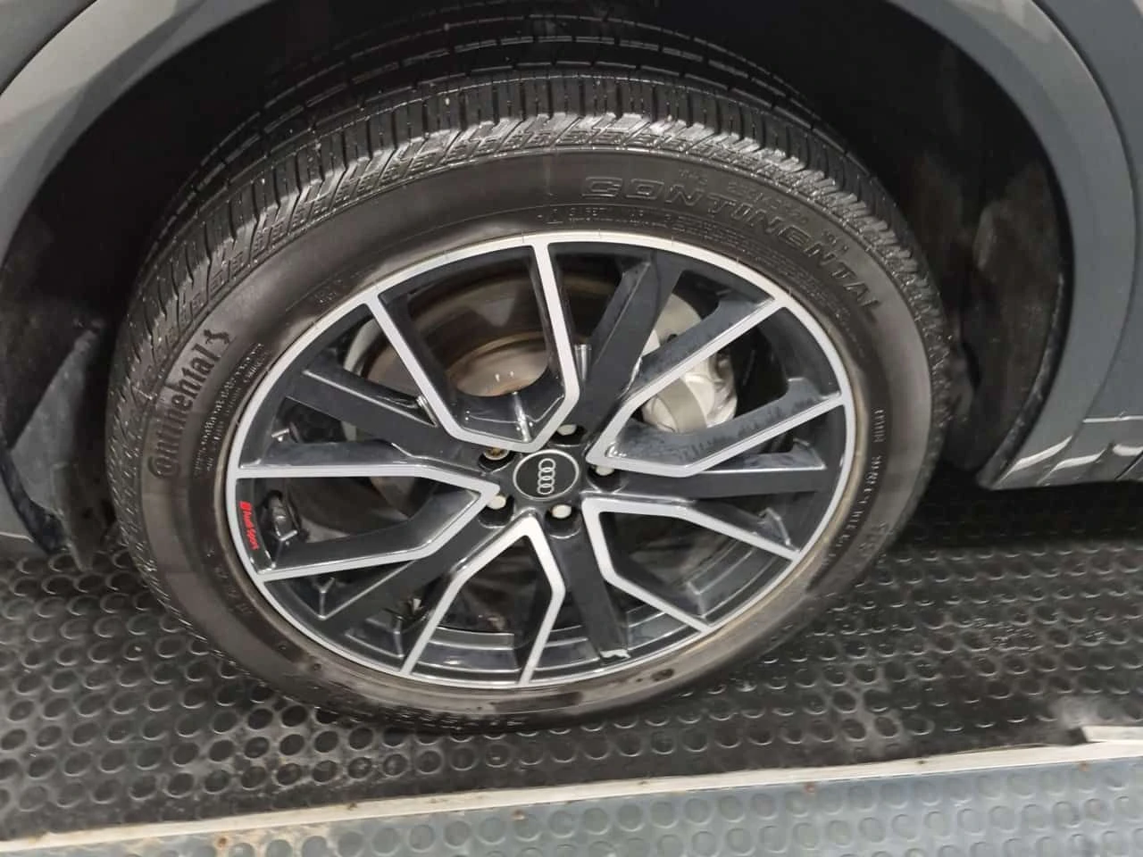 Audi Q5 * S-Line * TECHNIK * CARFAX * От VW * , снимка 15 - Автомобили и джипове - 55453716