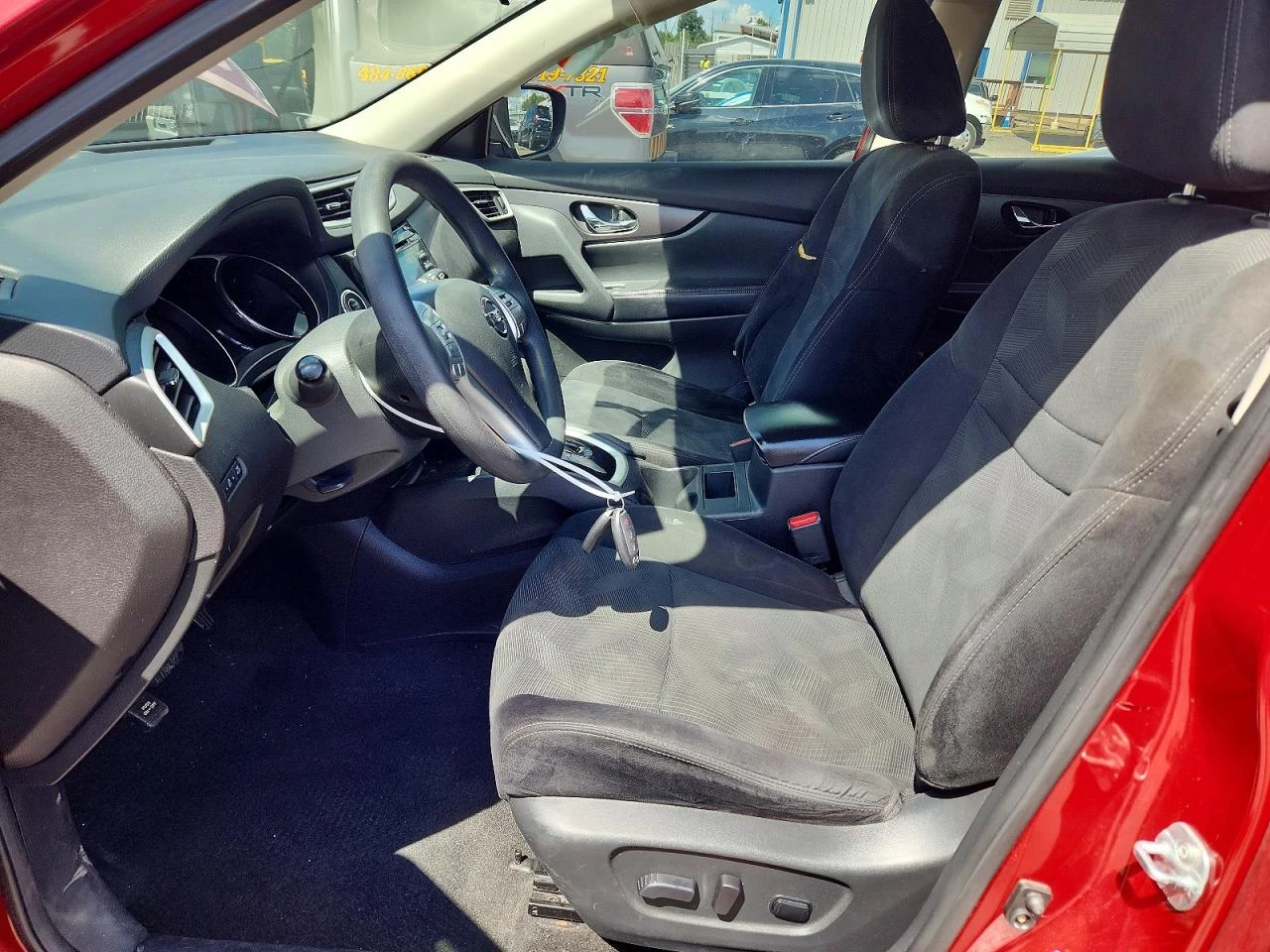 Nissan Rogue 2.5l Sv, снимка 7 - Автомобили и джипове - 55994602