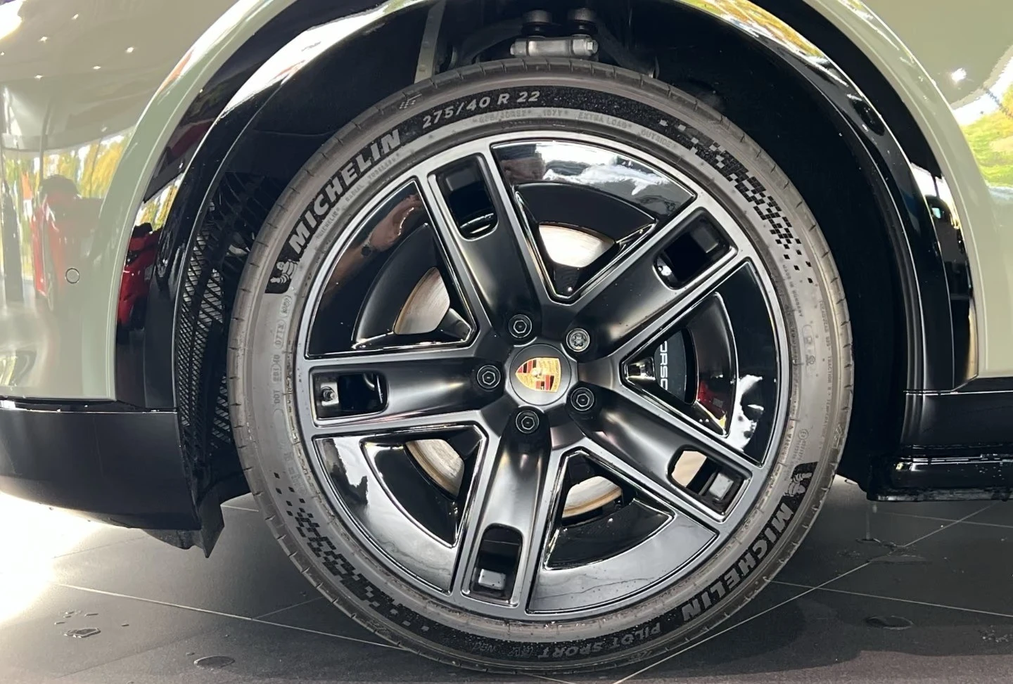 Porsche Cayenne S COUPE ELECTRIC * NEW 2026* BOSE PANORAMA MATRIX, снимка 4 - Автомобили и джипове - 56166308